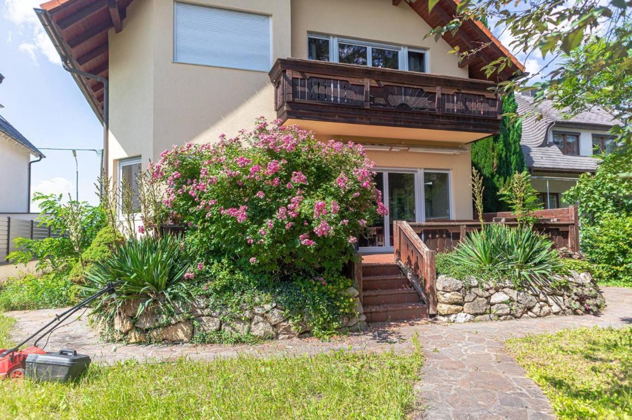 Royal Gd Villa